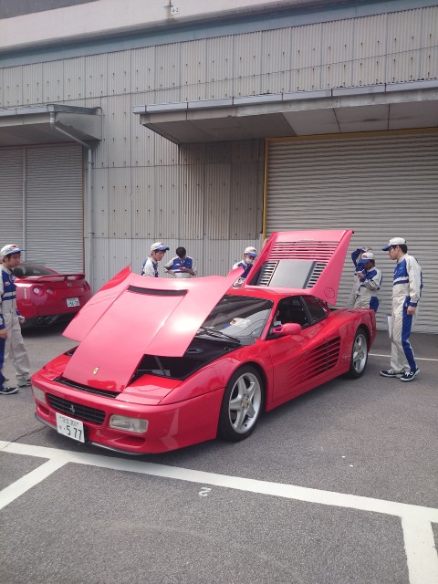 フェラーリ