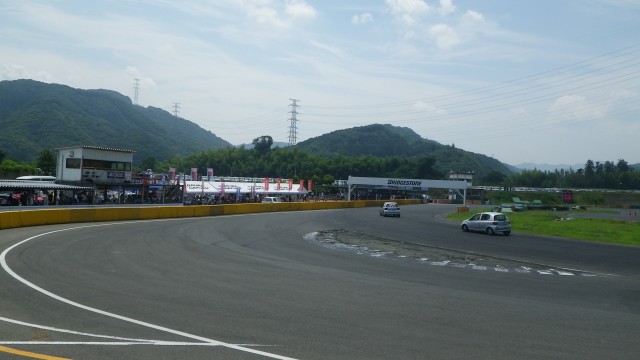ﾚｰｽ１