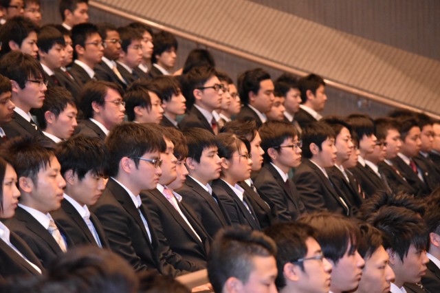 ③